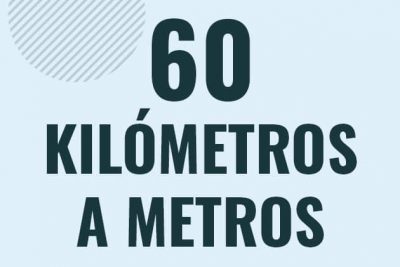 Profesor en pizarra explicando cuanto es 60 kilometros en metros o como pasar de 60 km a m