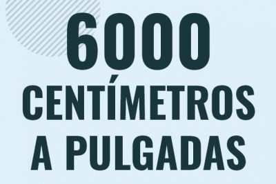 Profesor en pizarra explicando cuanto es 6000 centimetros en pulgadas o como pasar de 6000 cm a in
