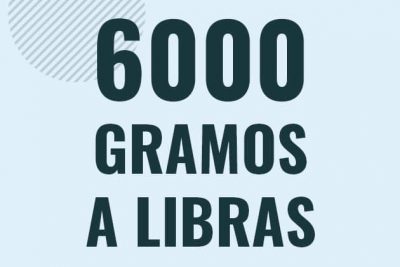 Profesor en pizarra explicando cuanto es 6000 gramos en libras o como pasar de 6000 g a lb