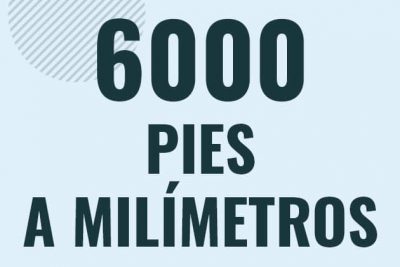 Profesor en pizarra explicando cuanto es 6000 pies en milimetros o como pasar de 6000 ft a mm
