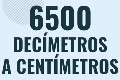 Profesor en pizarra explicando cuanto es 6500 decimetros en centimetros o como pasar de 6500 dm a cm