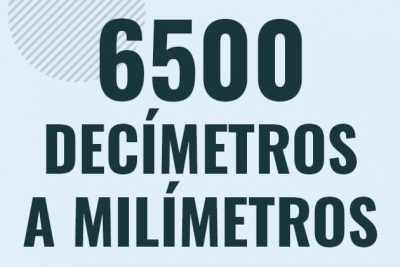 Profesor en pizarra explicando cuanto es 6500 decimetros en milimetros o como pasar de 6500 dm a mm