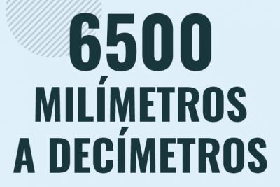 Profesor en pizarra explicando cuanto es 6500 milimetros en decimetros o como pasar de 6500 mm a dm