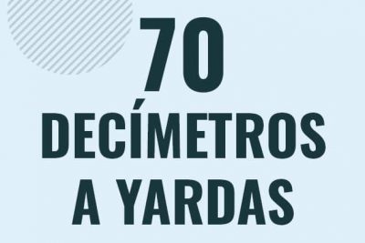 Profesor en pizarra explicando cuanto es 70 decimetros en yardas o como pasar de 70 dm a yd