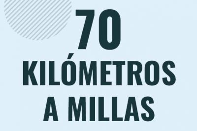 Profesor en pizarra explicando cuanto es 70 kilometros en millas o como pasar de 70 km a mi