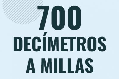 Profesor en pizarra explicando cuanto es 700 decimetros en millas o como pasar de 700 dm a mi