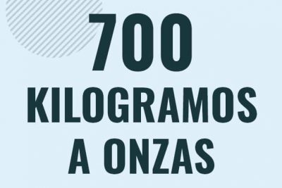 Profesor en pizarra explicando cuanto es 700 kilogramos en onzas o como pasar de 700 kg a oz