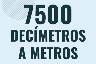 Profesor en pizarra explicando cuanto es 7500 decimetros en metros o como pasar de 7500 dm a m