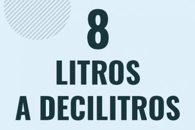 Profesor en pizarra explicando cuanto es 8 litros en decilitros o como pasar de 8 l a dl