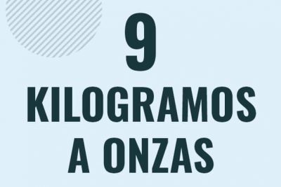 Profesor en pizarra explicando cuanto es 9 kilogramos en onzas o como pasar de 9 kg a oz