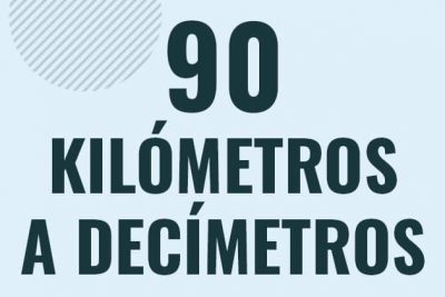 Profesor en pizarra explicando cuanto es 90 kilometros en decimetros o como pasar de 90 km a dm