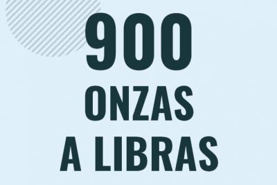 Profesor en pizarra explicando cuanto es 900 onzas en libras o como pasar de 900 oz a lb