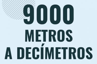 Profesor en pizarra explicando cuanto es 9000 metros en decimetros o como pasar de 9000 m a dm