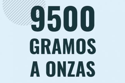 Profesor en pizarra explicando cuanto es 9500 gramos en onzas o como pasar de 9500 g a oz