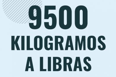 Profesor en pizarra explicando cuanto es 9500 kilogramos en libras o como pasar de 9500 kg a lb