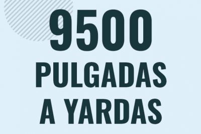 Profesor en pizarra explicando cuanto es 9500 pulgadas en yardas o como pasar de 9500 in a yd